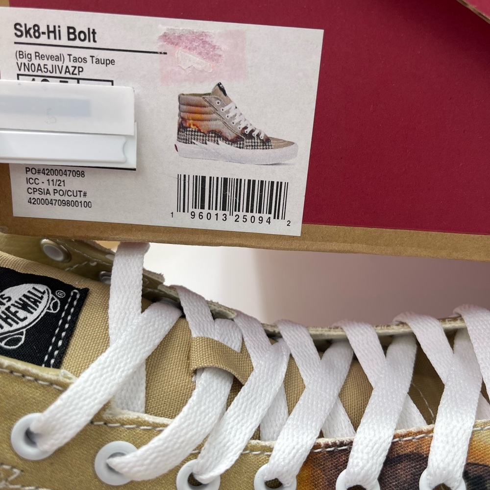 Vans WMNS Sk8-Hi Bolt (Big Reveal) Taos Taupe Sneakers 
 Houndstooth Pattern - Picture 16 of 16